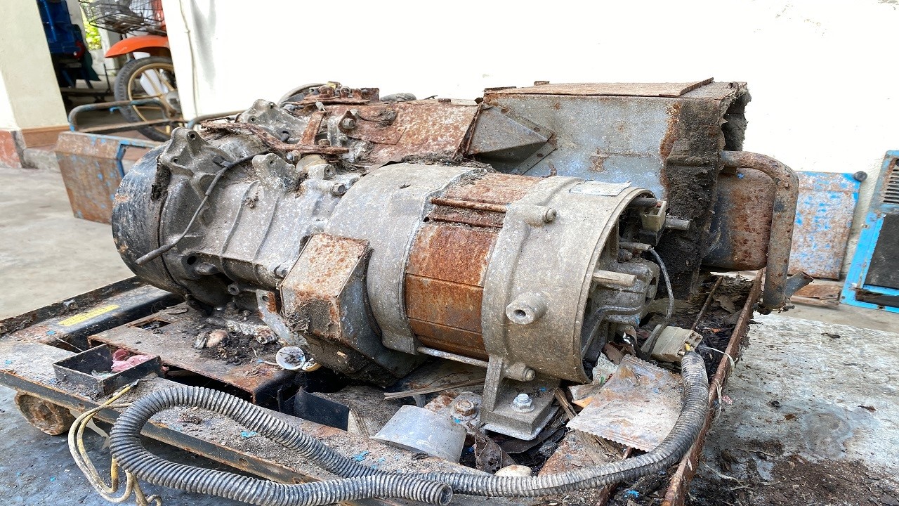 Complete Restoration of a Heavily Rusted Generator | Shocking Restoration Results