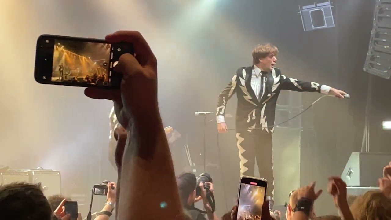 The Hives - Intro + Bogus Operandi / Live @ Progresja, Warsaw, 19.09.2023