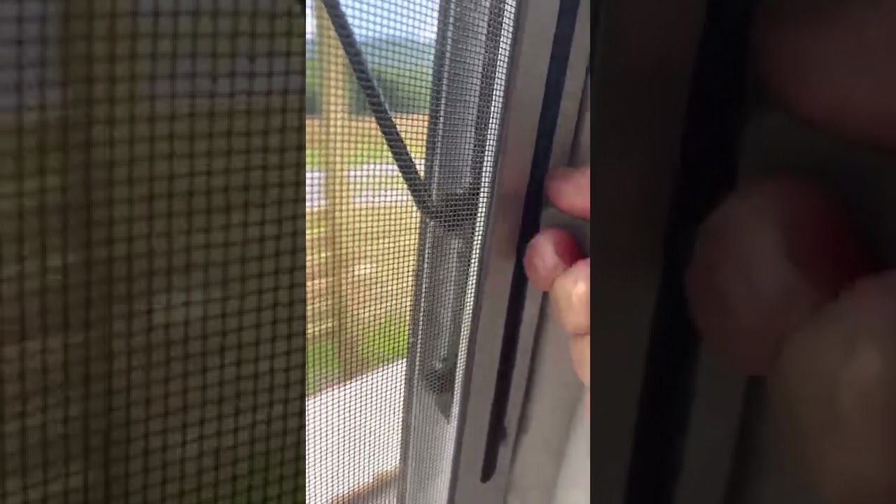 How to open Airstream windows
