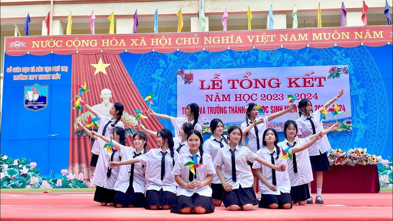 Múa Pháo hoá rực rỡ + Sống hết đời thanh xuân + Mùa hè tuyệt vời | CLB múa trường THPT Thanh Thuỷ