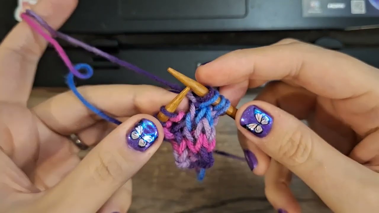 Miniature sophie scarf for cats tutorial
