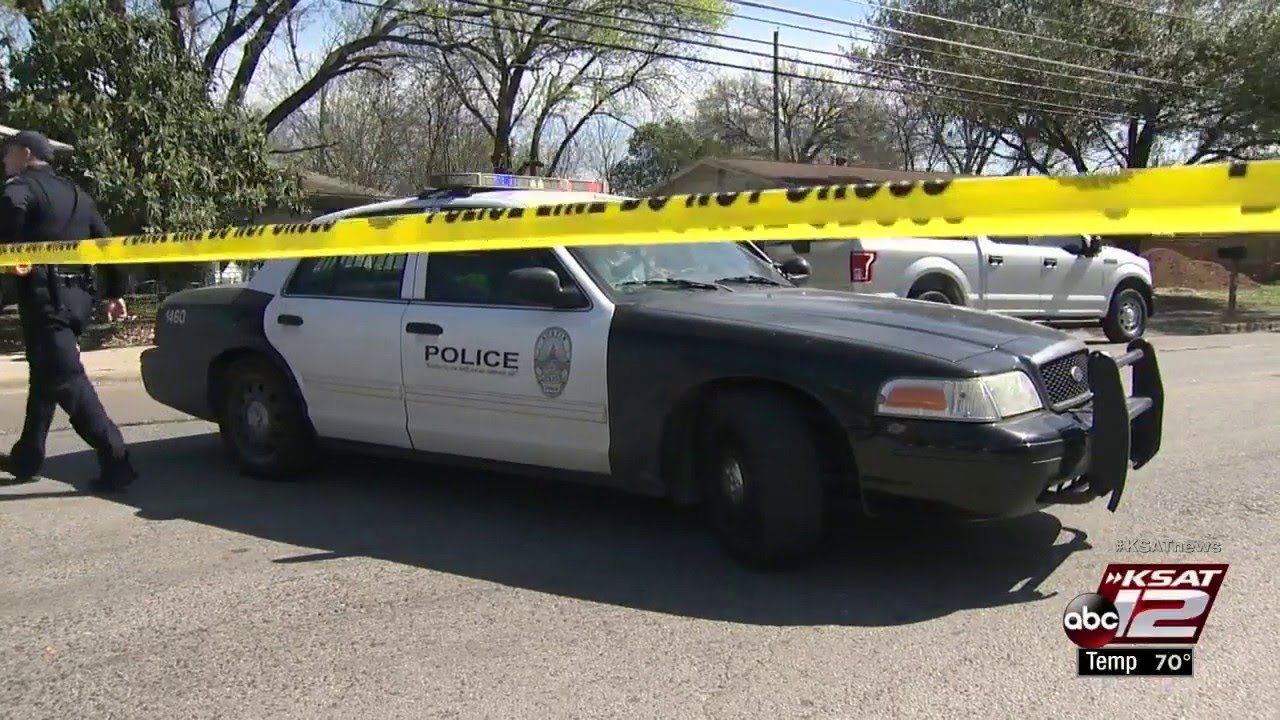 'Blood everywhere': Package bomb 911 calls are released
