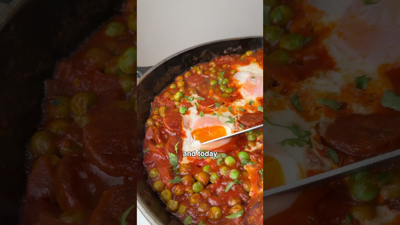ERVILHAS COM OVOS ESCALFADOS (Portuguese poached eggs & peas)