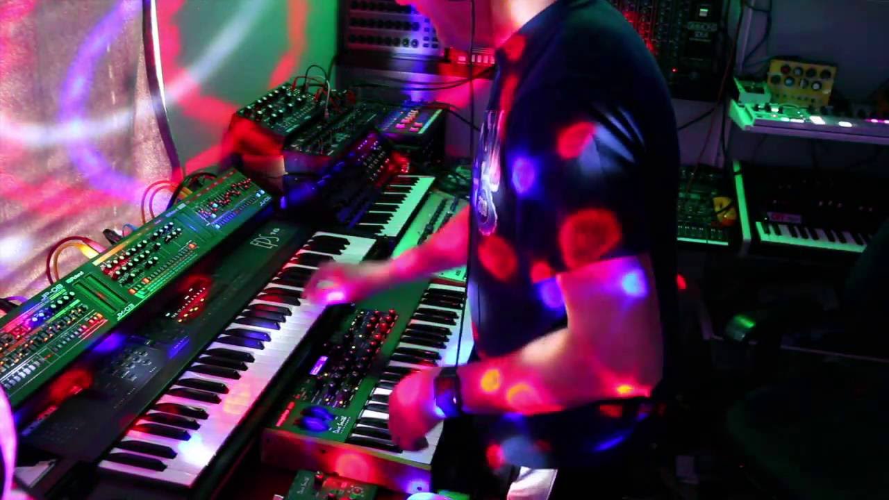 Trans-X Living On Video Live Jam - Mopho, JU-06, JX-03, MKS7 (TR707),  Minilogue, Simmons SDS8