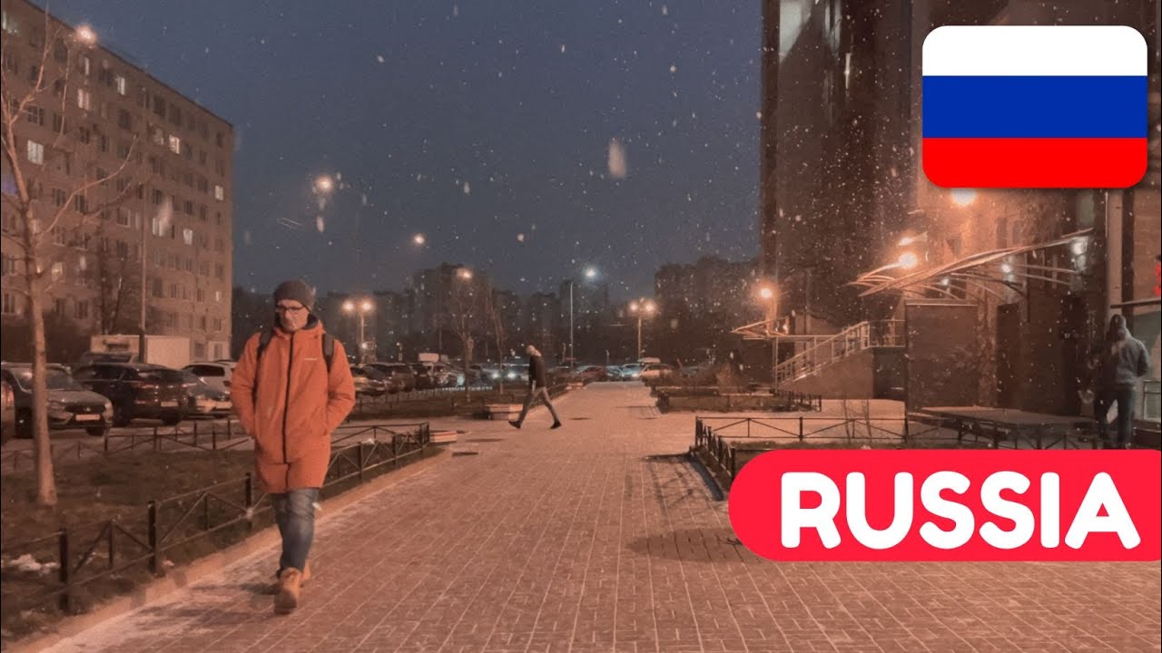 St. Petersburg Russia Walking Tour Residential Complex Autumn Snow - 4K