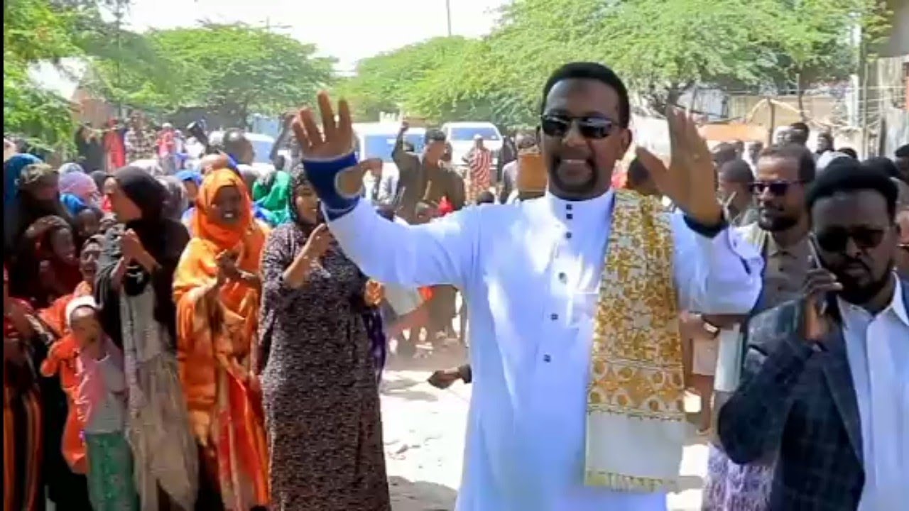 Xildhibaan Barkhad Batuun, oo Geel badan ku qalay Xaafada Daami.