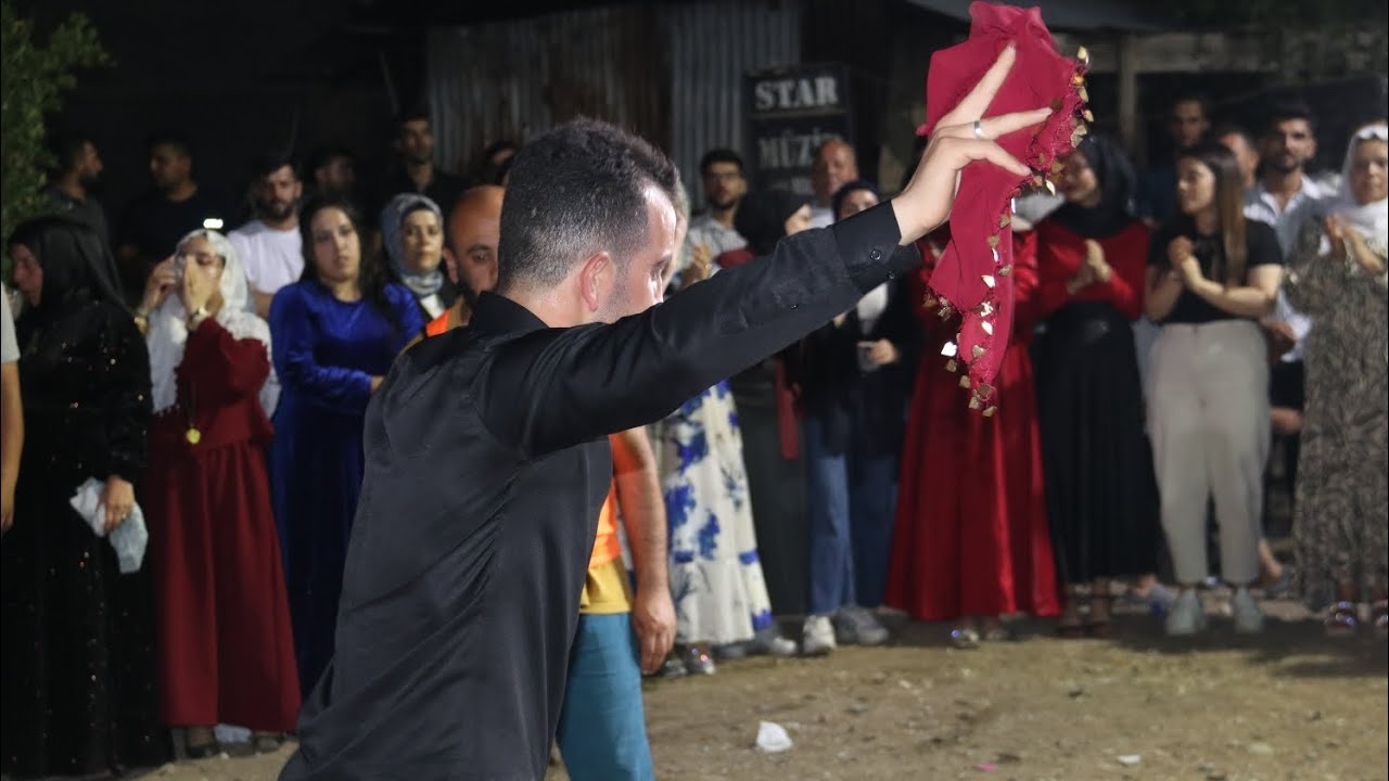 Batman da coşkulu bir kına gecesi