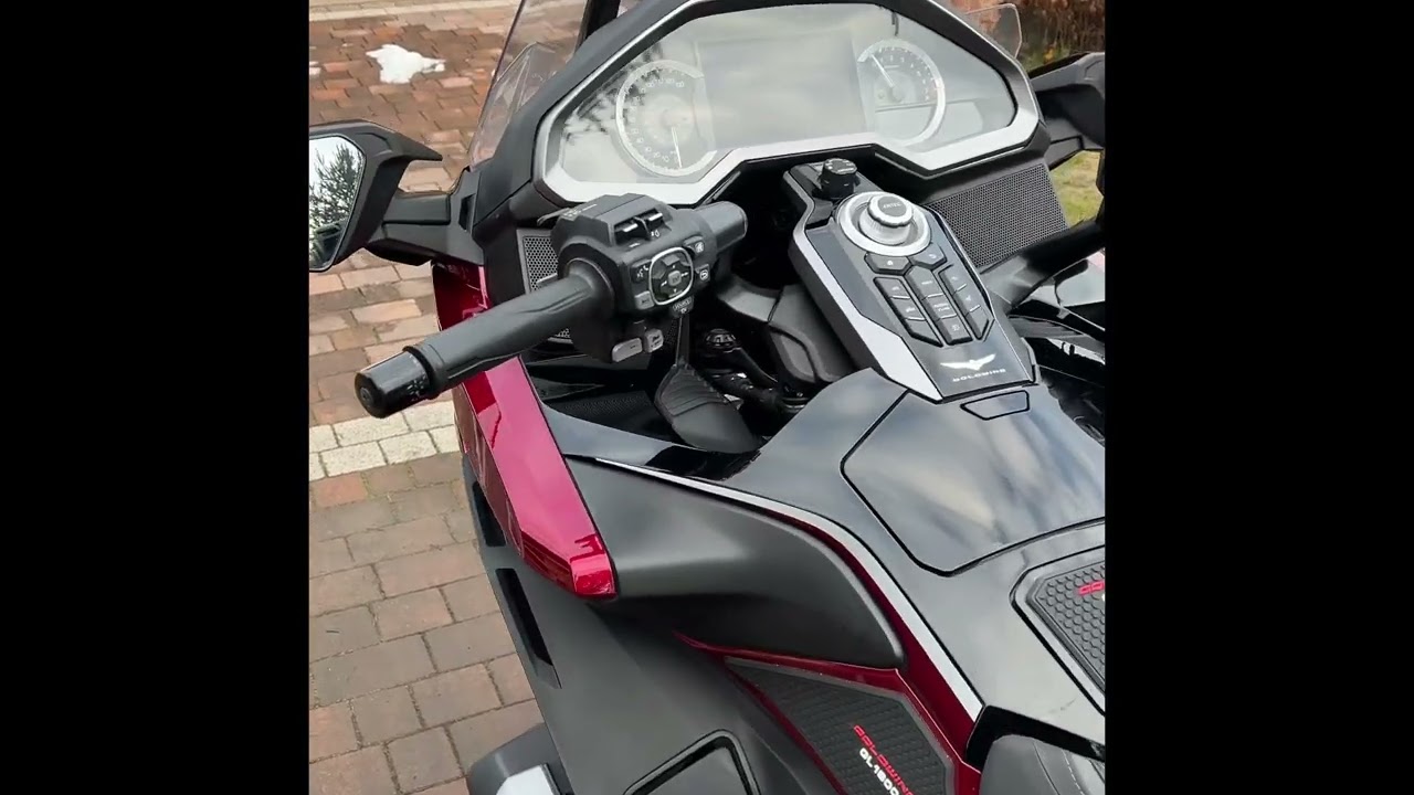 Do sprzedania HONDA GoldWing GL 1800 DCT z roku 2021