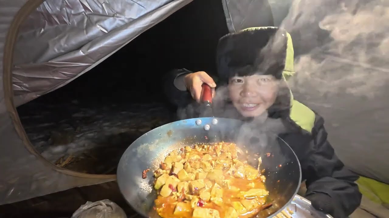 田七浪迹天涯：骑行东北离开辽宁进入吉林找一片雪地扎营做好吃的