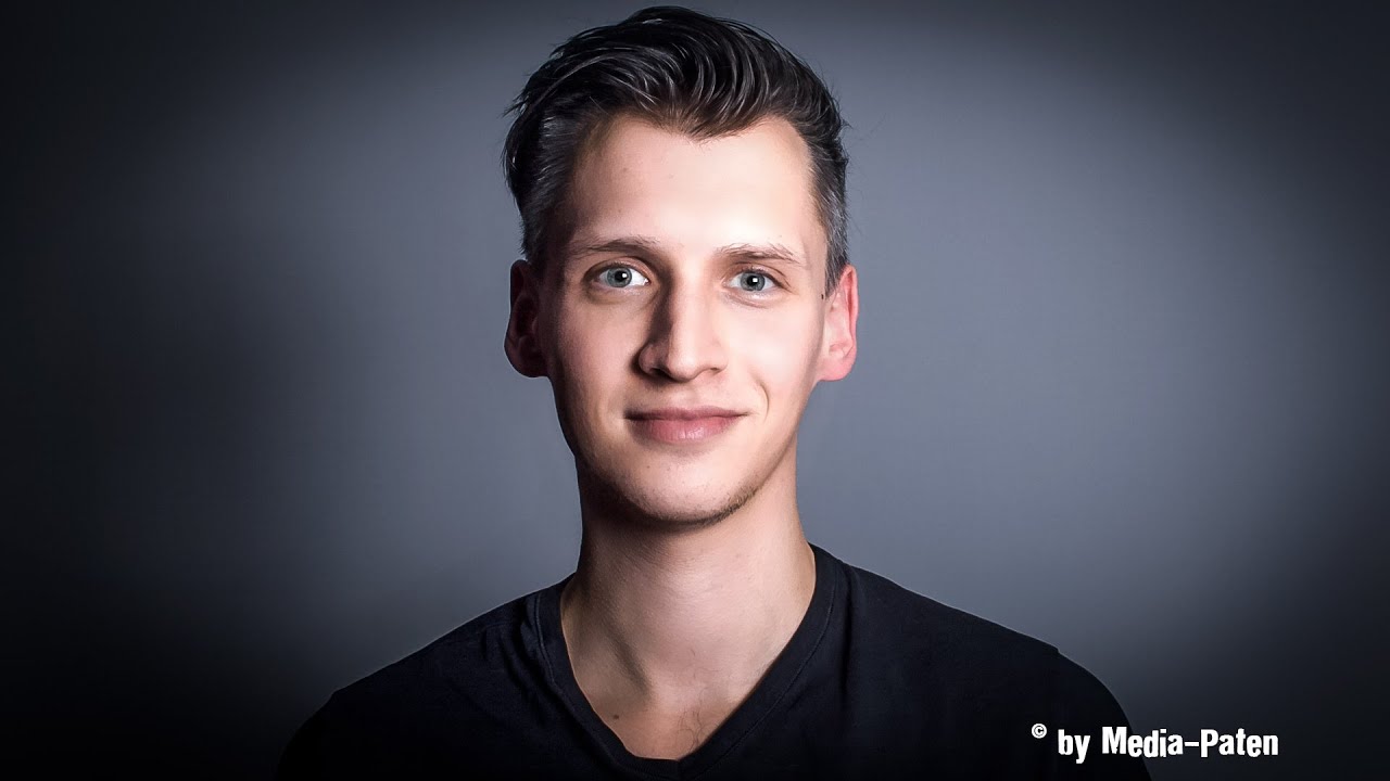 Tobias Diakow - Interview mit der Stimme von Charlie Heaton, Dacre Montgomery, Karl Vierstein