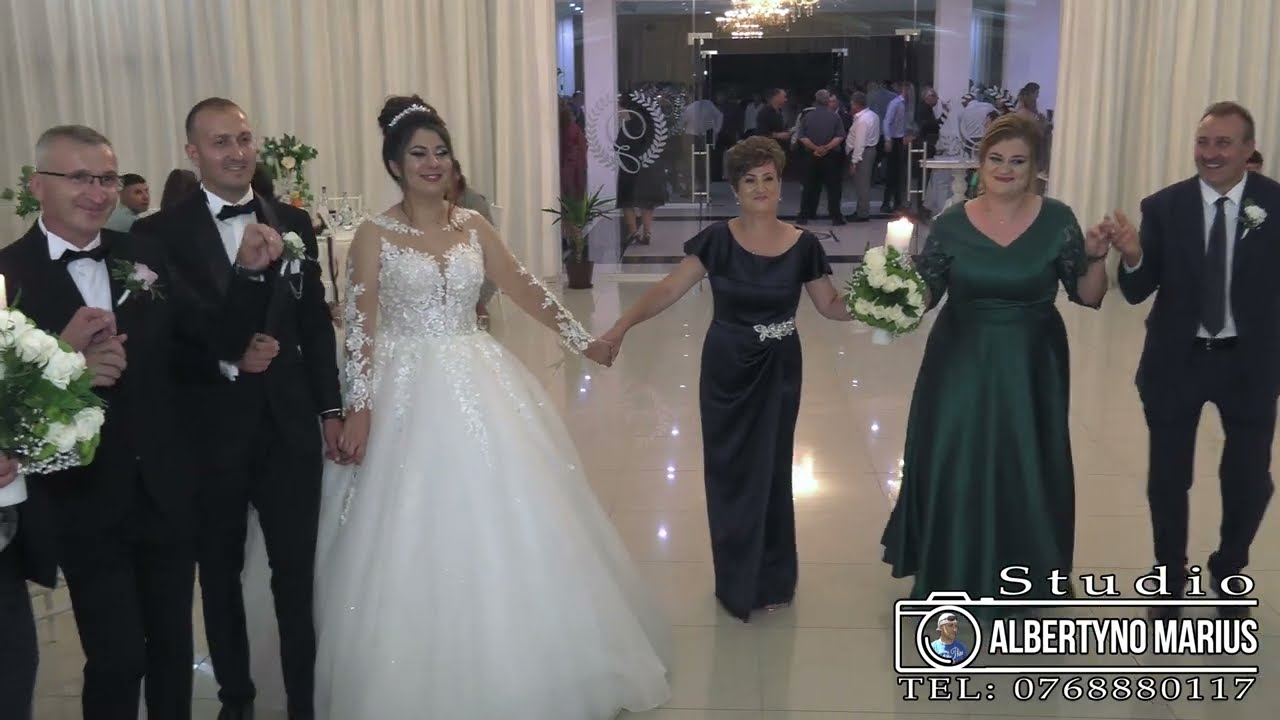 MADALINA ALEXE BECHERU si MIX BAND🆕HORA MIRESEI SI JOCURI POPULARE 2023💖NUNTA ROXANA si MIHAI CATANĂ