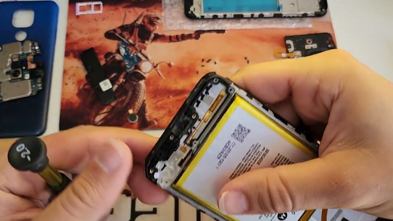Como trocar display com aro completo do moto E7 PLUS, como abrir Motorola, trocar qualquer peça