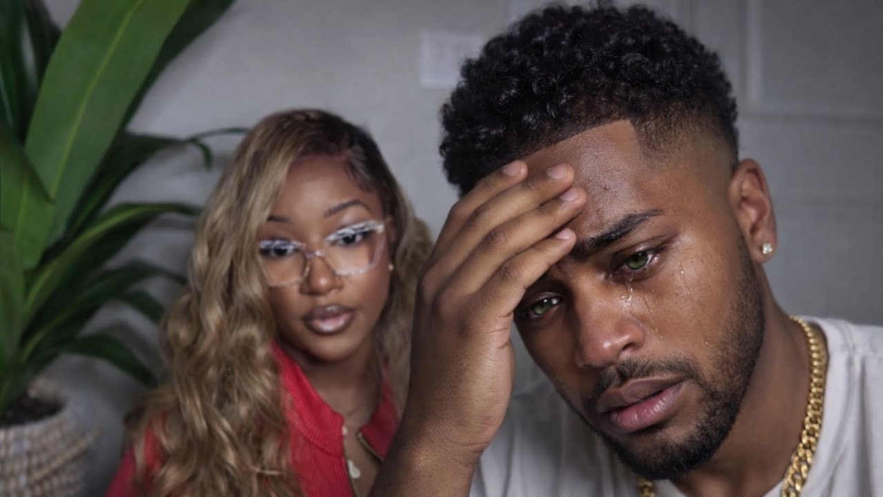 Этот человек не может перестать говорить о тебе… потеря тебя сломила его 🤐