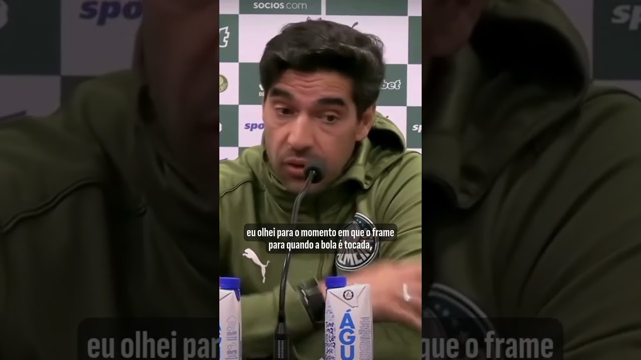 '&Eacute; TRISTE, O VAR &Eacute; QUE DECIDE', DIZ ABEL SOBRE ARBITRAGEM NO D&Eacute;RBI