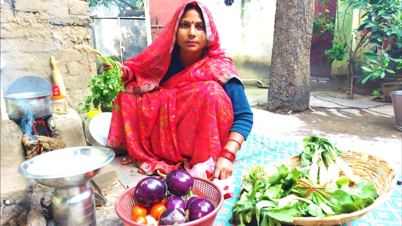 बैंगन पालक की मसाला सब्जी के साथ पानी वाली रोटी ऐसे बनायेंगे तो सब माँग कर खाएंगे |Brinjal Spinach |
