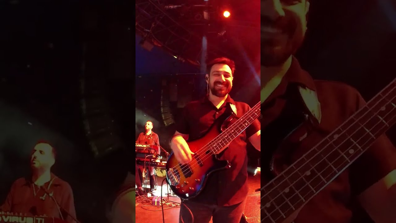 Eda Metin Özülkü Pop Medley Bass Cam