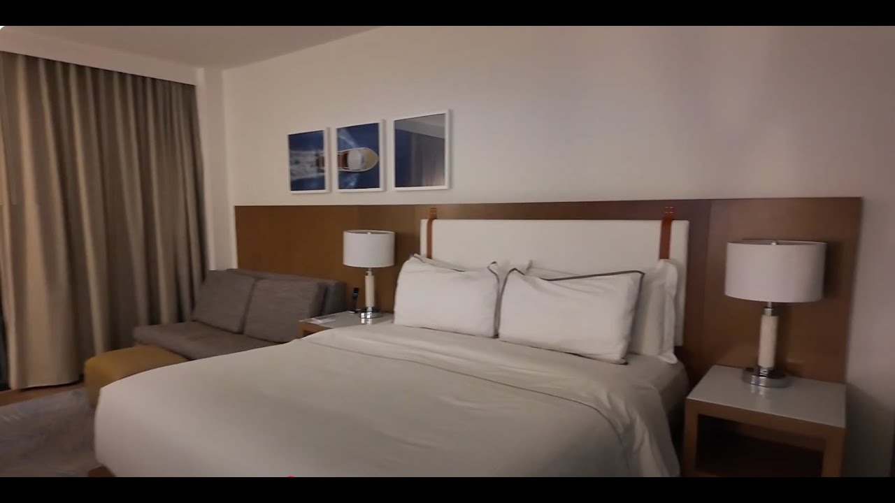 Surprise Upgrade - Swan Deluxe King Balcony Room Tour- Spring 2025 Updated Rooms