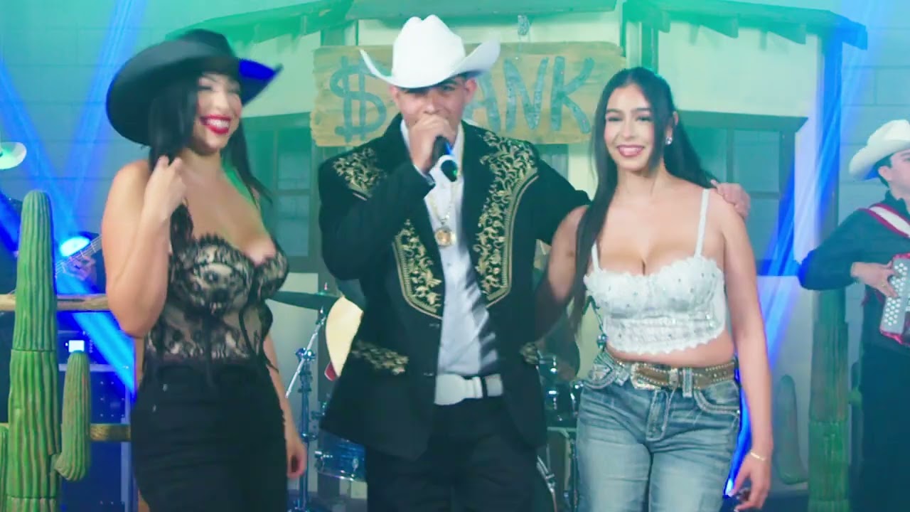 Bryan El Toro Semental- El Ausente ( Video Oficial)