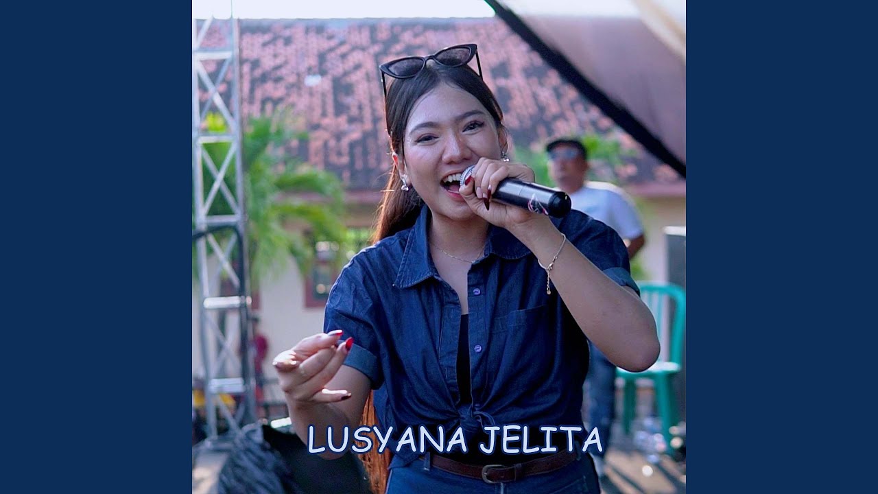 CINTA DAN AIR MATA