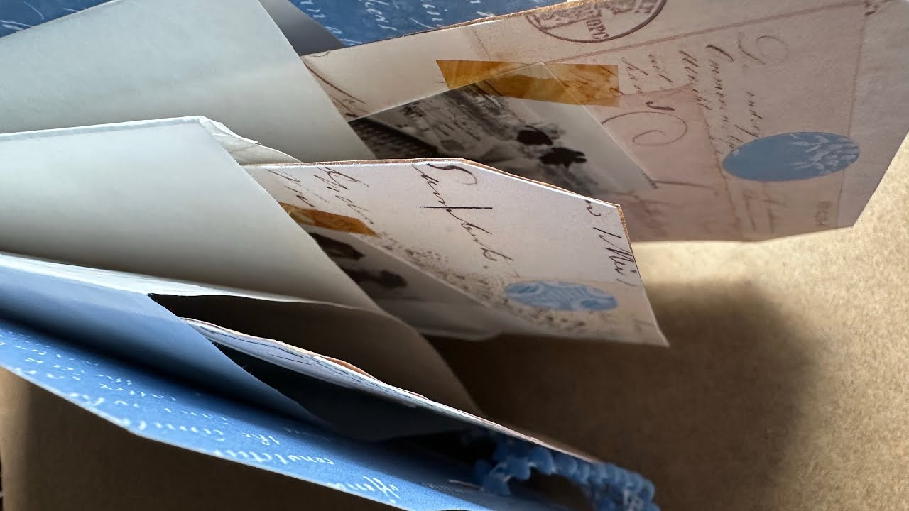 Let’s create an accordion tag holder for our journal #tutorial @RaindropLila7  DT project 