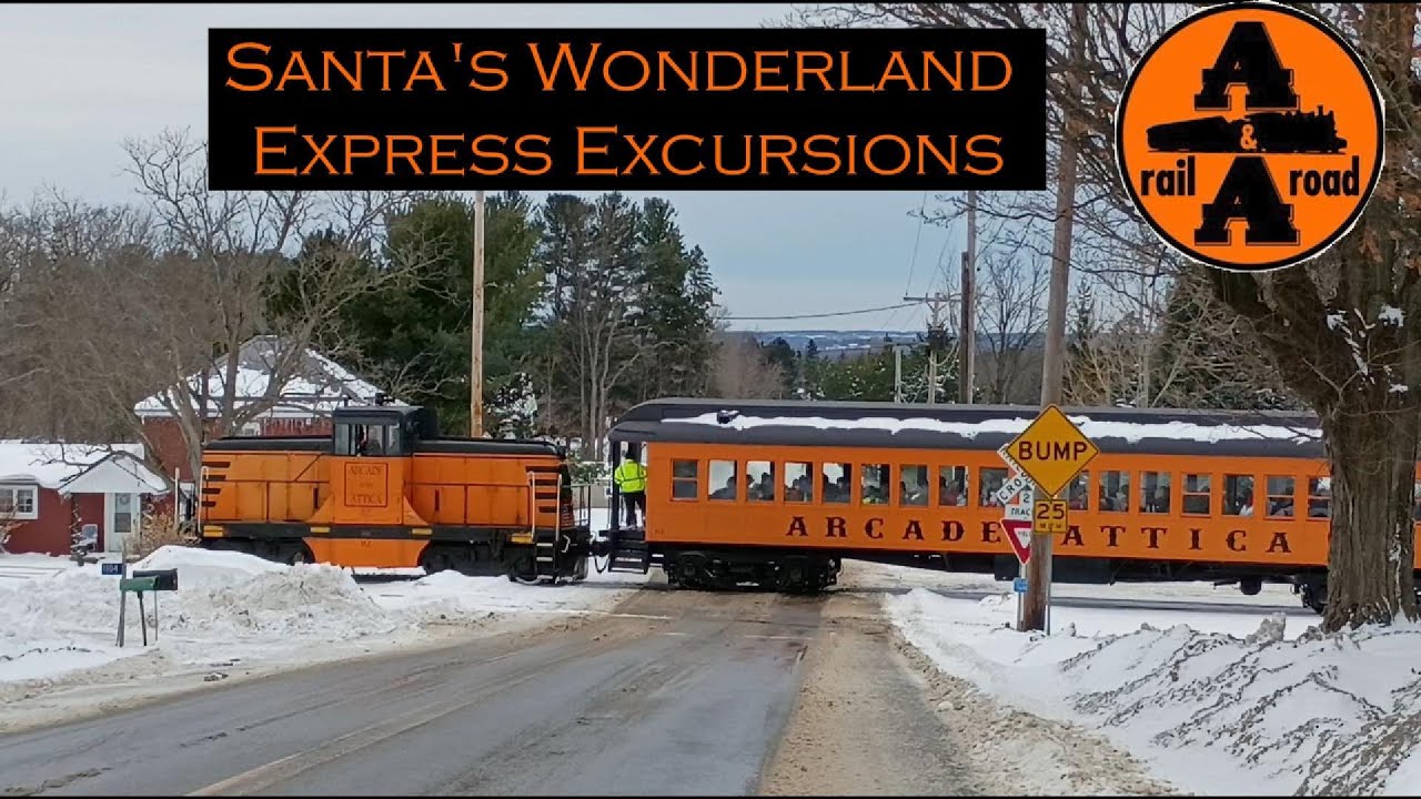 122025 A &A Santas Winter Wonderland Express #train #chase #centercab #railroad #snow #wny #railfan