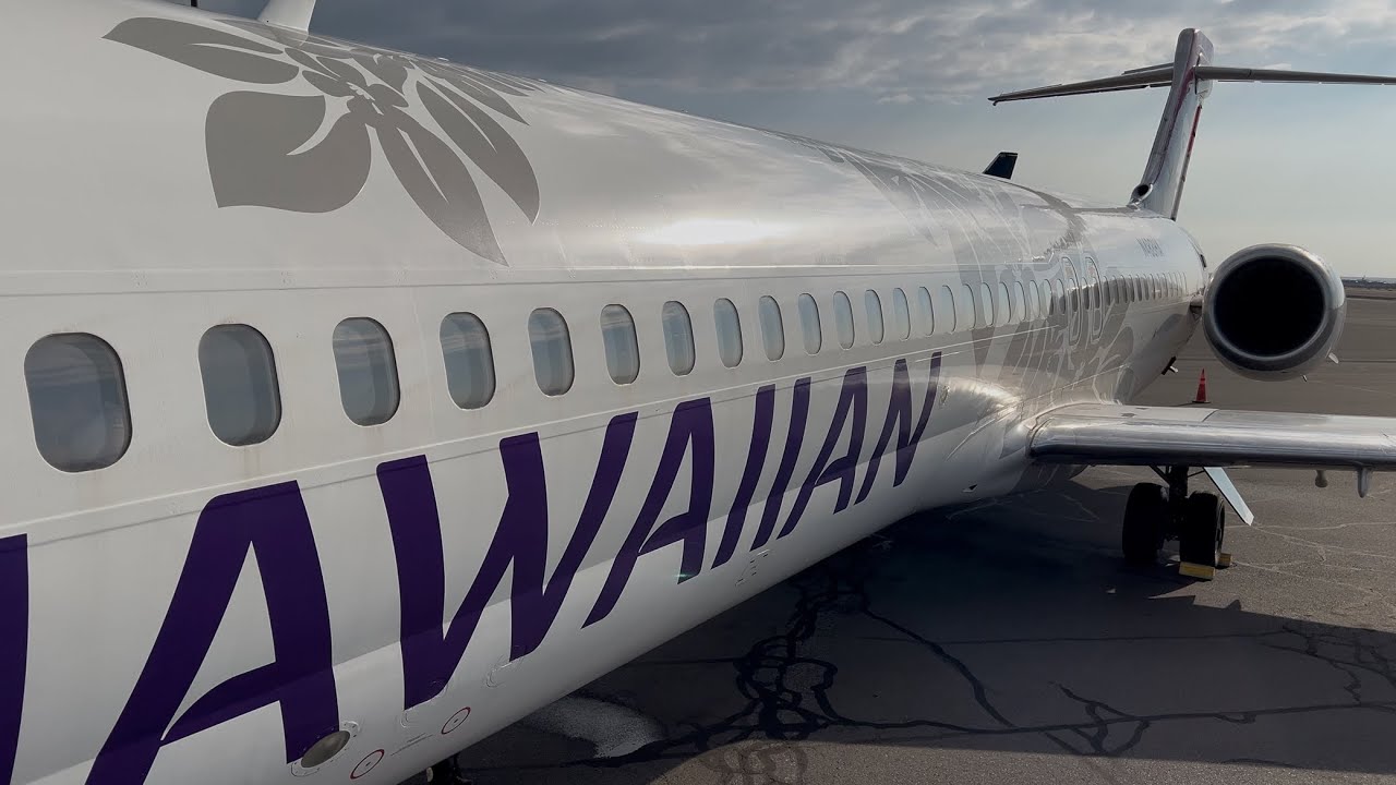 4K | Full Flight (KOA-HNL) | Hawaiian Airlines Boeing 717-200 (N488HA) Main Cabin