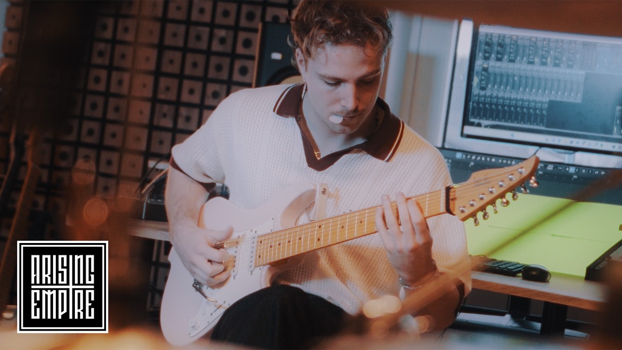 AVRALIZE - cyanide (GUITAR PLAYTHROUGH)