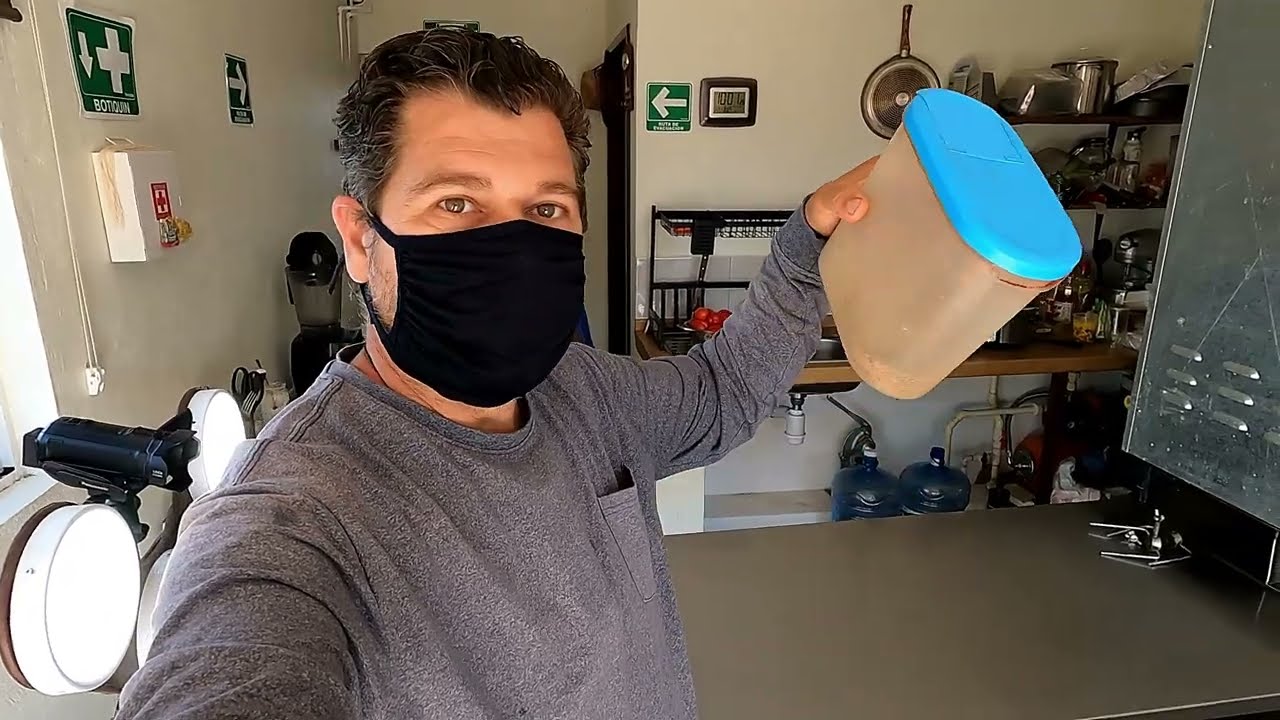 Un dia de Trabajo en Nuestra Rosticeria - Preparando Los Pollos para Rostizar [V-blog377]