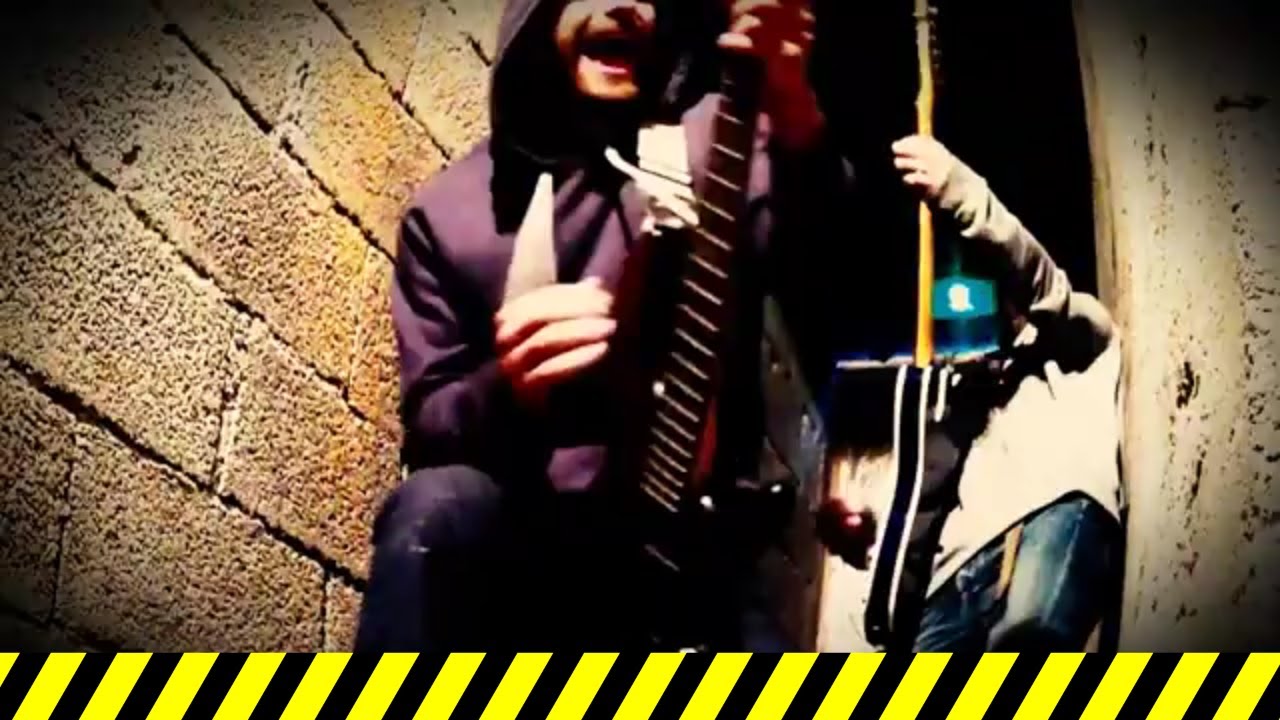 Punk rock français -[ MON POTE ARABE ]- LES HURLEMENTS D'TA MÈRE