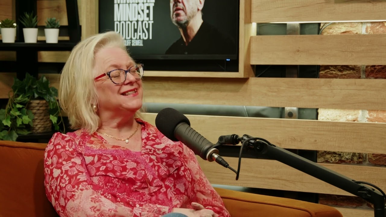 Lisa Walker- Reaching your true potential | The Magical Mindset Podcast with Cliff Sewell