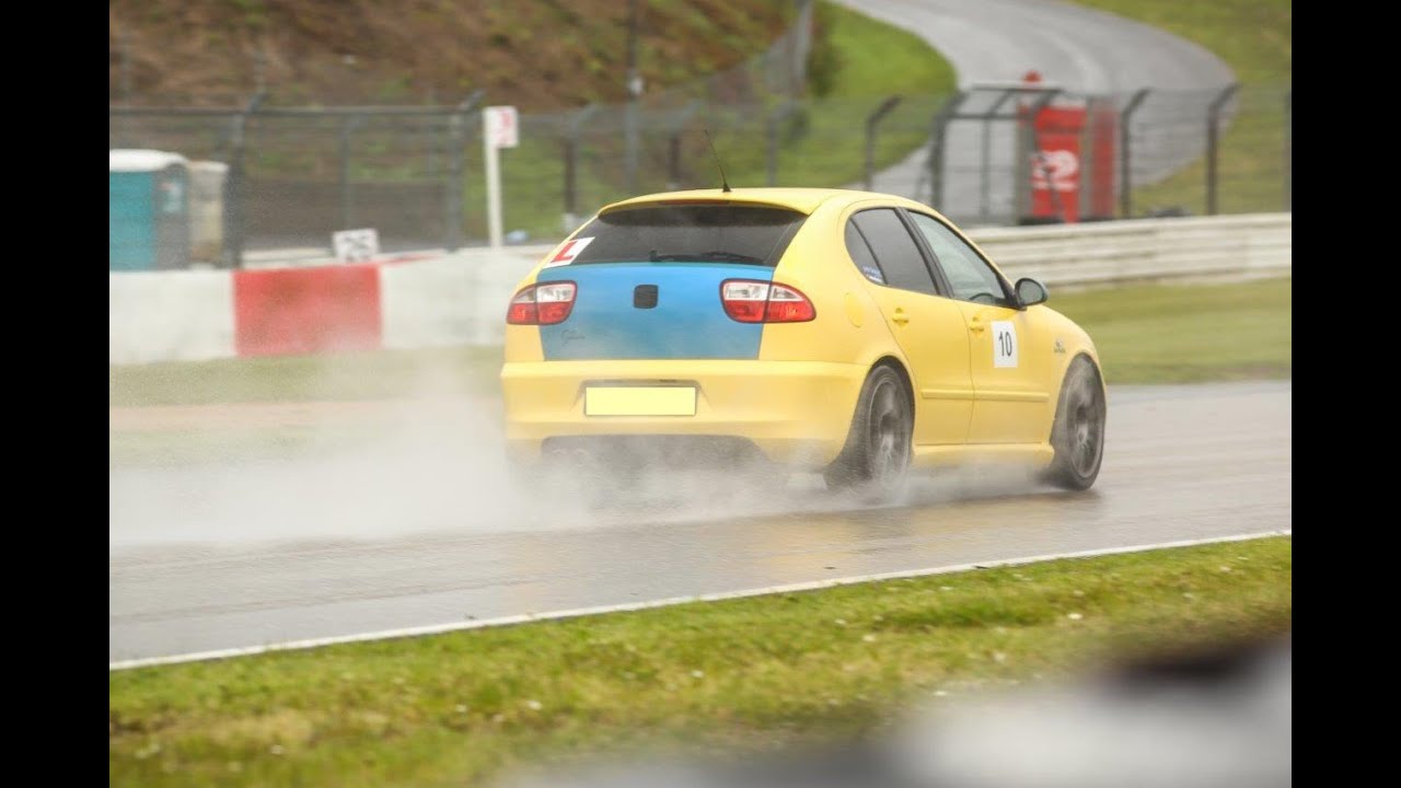 1. Trackday 2023 Nürburgring GP jetzt wird es feucht