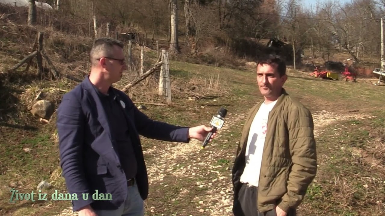 Ostavljam ovdje svoje kosti a djeci samo govorim da  idu. Ovdje života nema - Fahrudin iz Risića