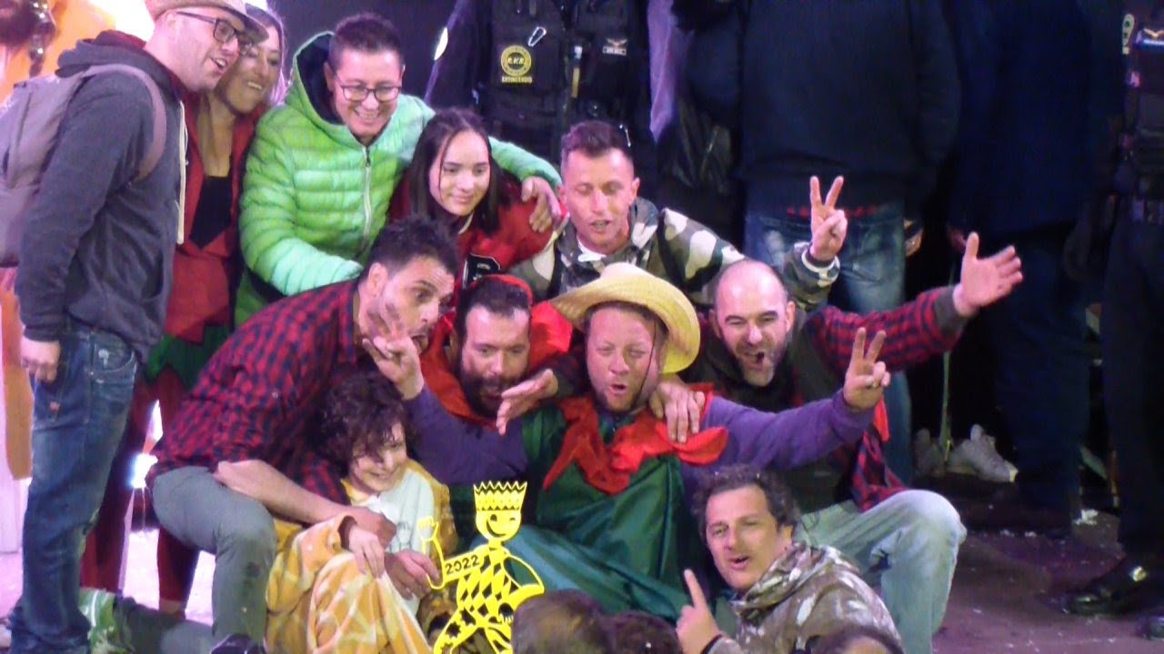 Sfilata finale e premiazione dei carri
