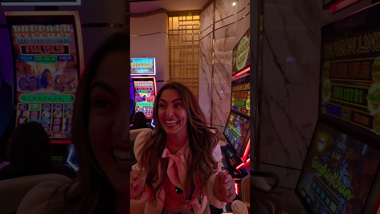 $1,000/Spin Bonus Hit and I Lost My Mind!!! #vegas #slots #jackpot