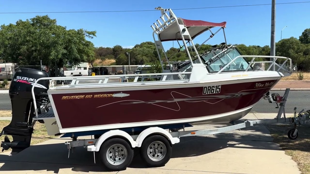 Belvedere 550 wide body plate runabout 