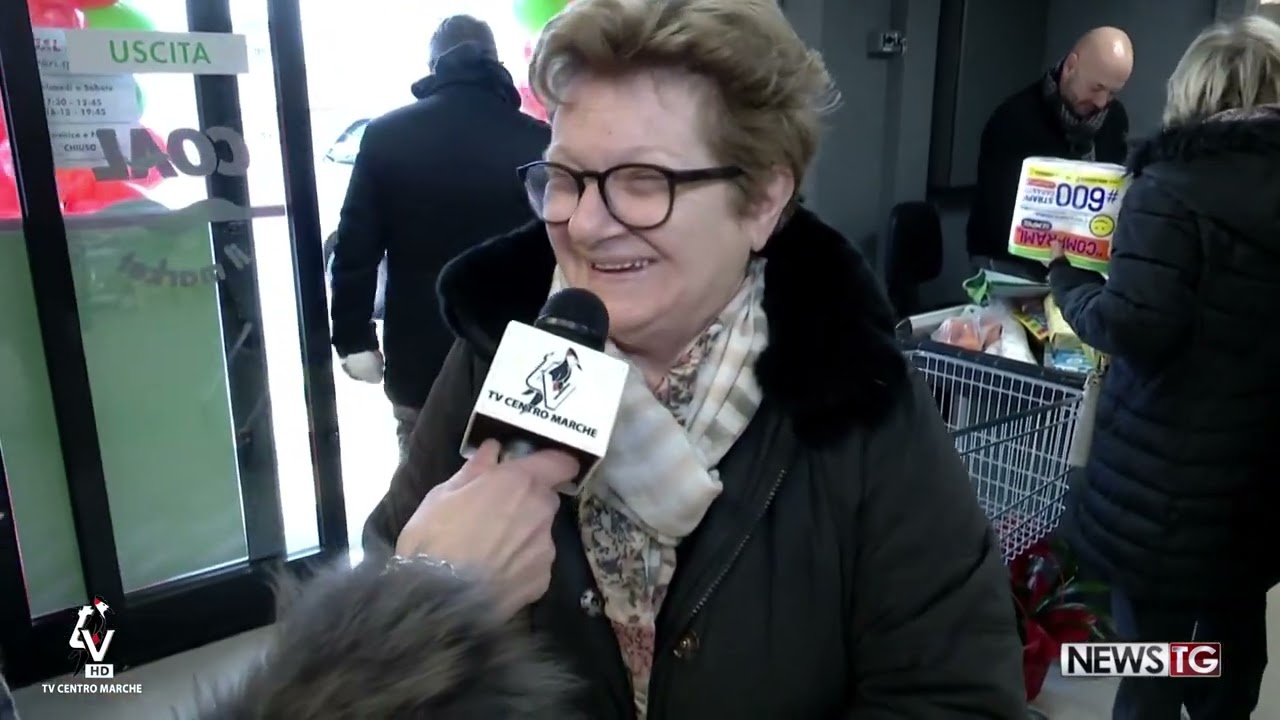 A Pianello di Ostra riapre il supermercato dopo l'alluvione