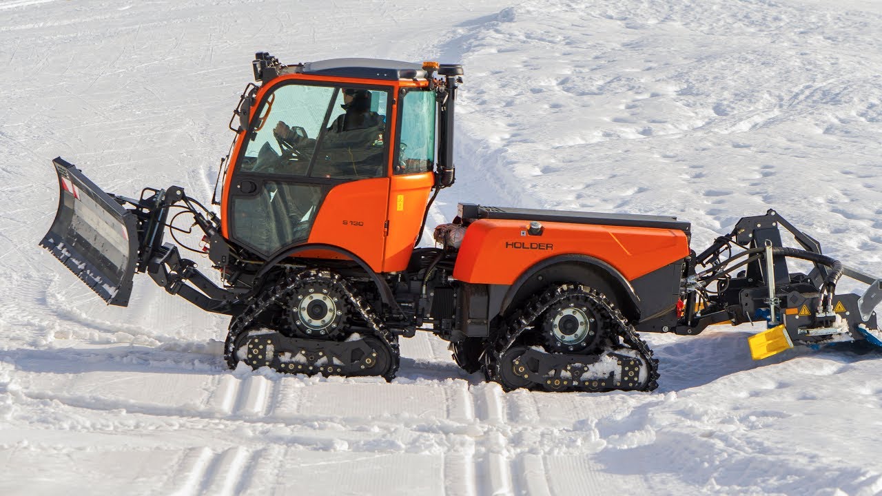 Der neue Holder S130 mit Winterwanderwege-Paket