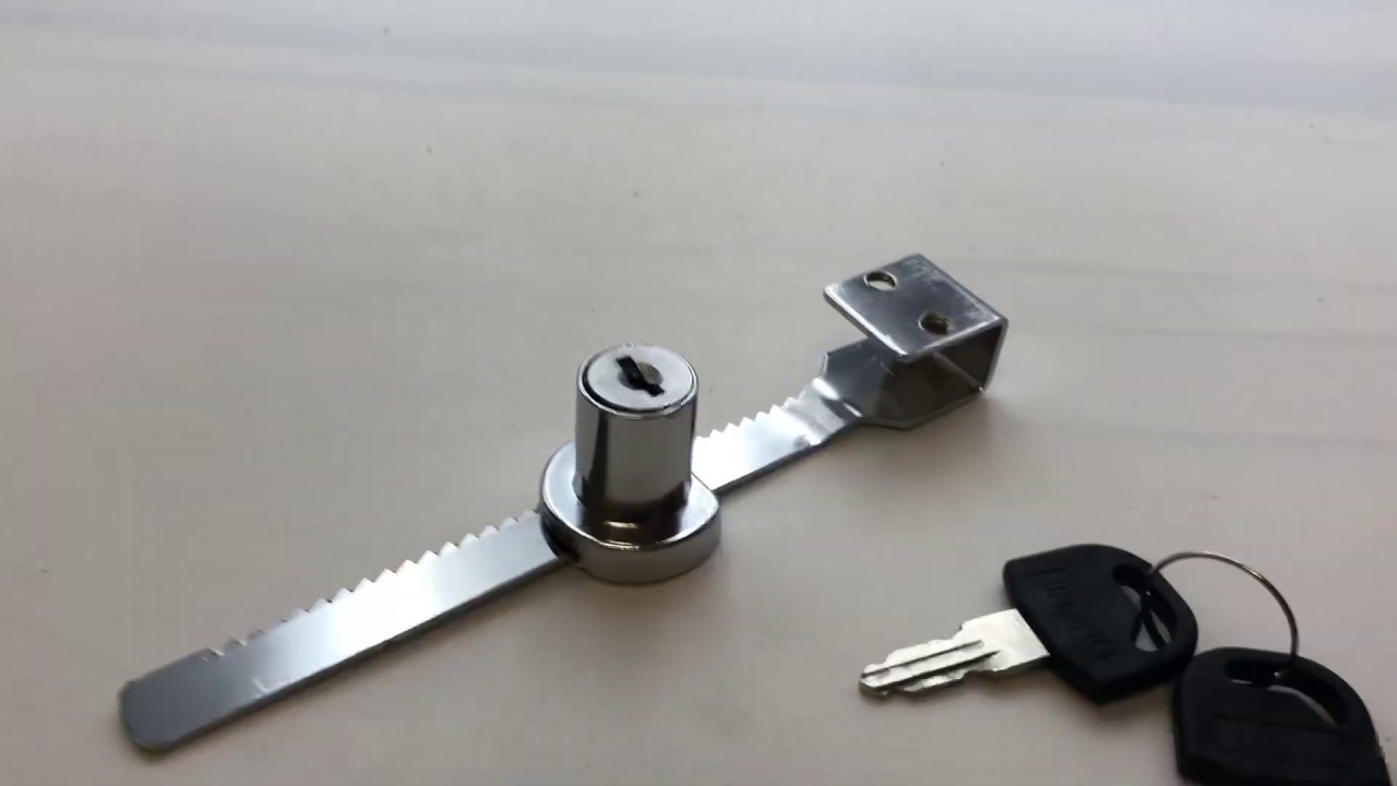 cReptile One Enclosure Lock Glass for Sliding Door  | Online Pet Supplies | Petco Direct