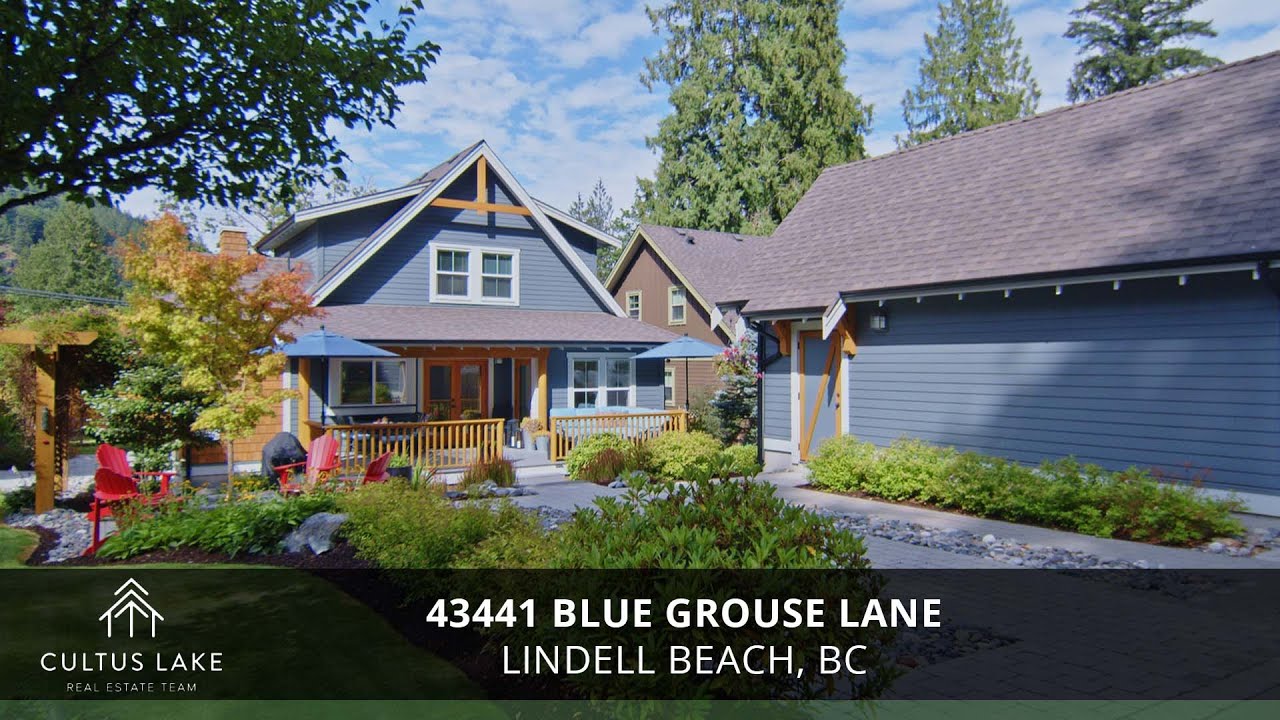 [SOLD]   WHERE MODERN DESIGN MEETS MOUNTAINSIDE COMFORT  I  The Cottages at Cultus Lake