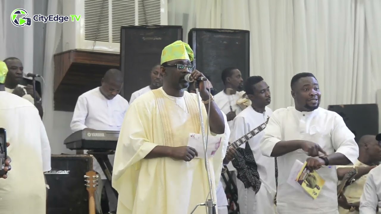 PASUMA LIVE ON STAGE AT OBA ONIBA EKUN (JAFO) DAUGHTERS WEDDING 