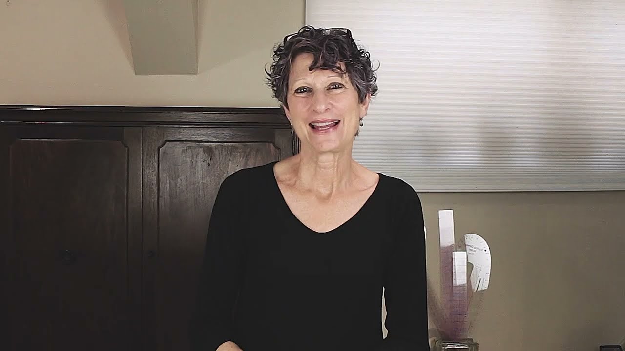 How to Choose a Woven Bodice Pattern Size