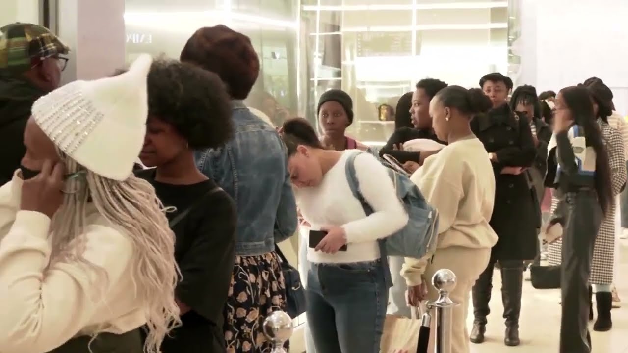 Shein's pop-up store ruffles South African retail sector | REUTERS
