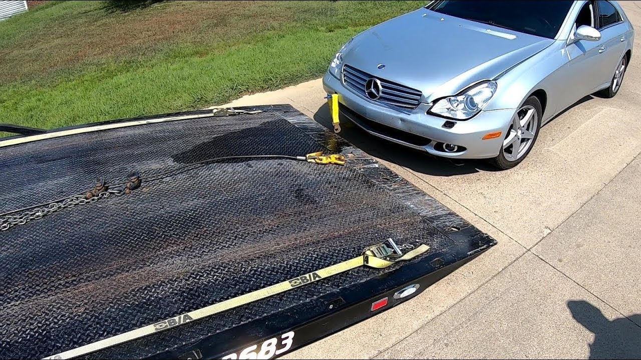 Luxury Car Tow... Mercedes on the Mend