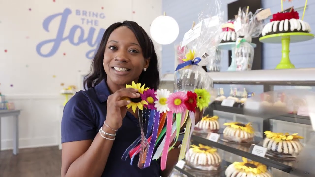 Bee Cave Business Minute: Nothing Bundt Cakes