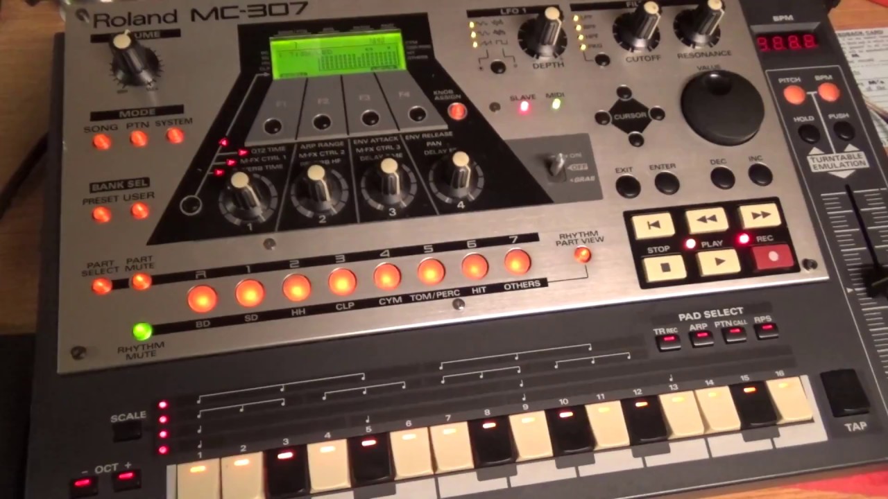 Roland MC-307 Test and Tear-down