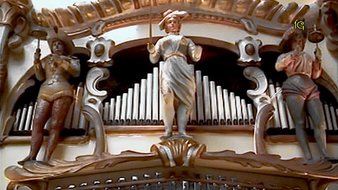 `A Christmas Medley` Gebr. Richter 79 Key ( Ruth 37)