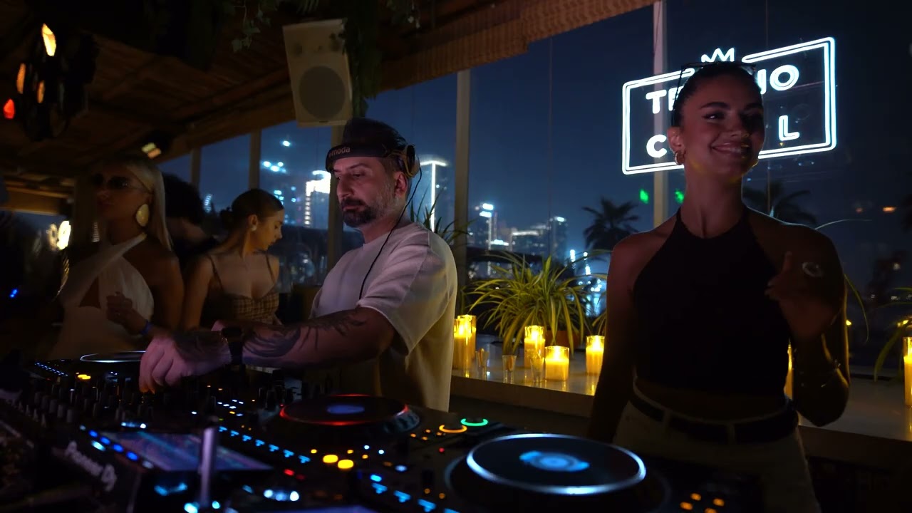 Kade B Opening Set at Surf Club
