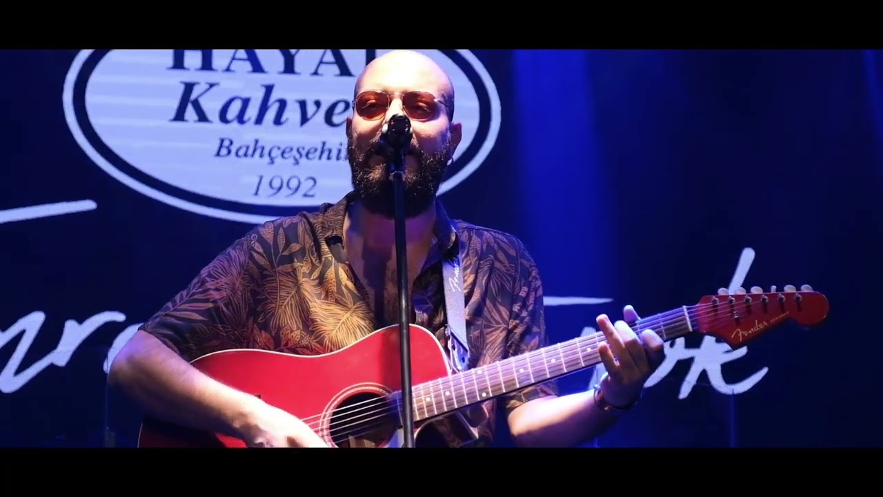 Emre Altınok - Yadigar | Hayal Kahvesi Bahçeşehir Konseri (Canlı Performans)