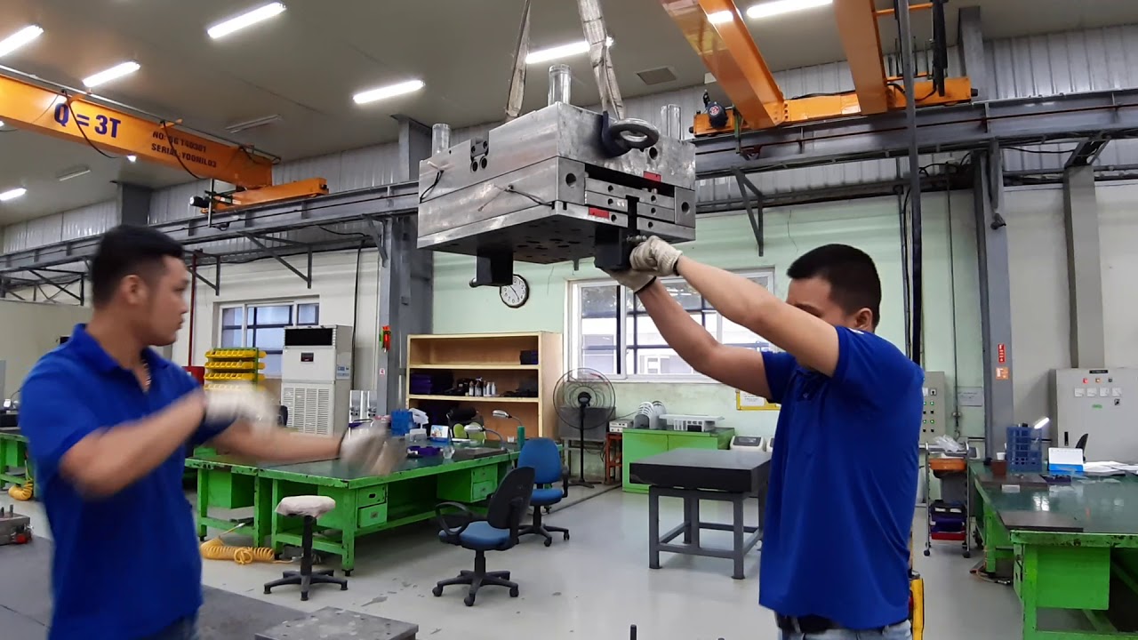 Injection mold disassembly