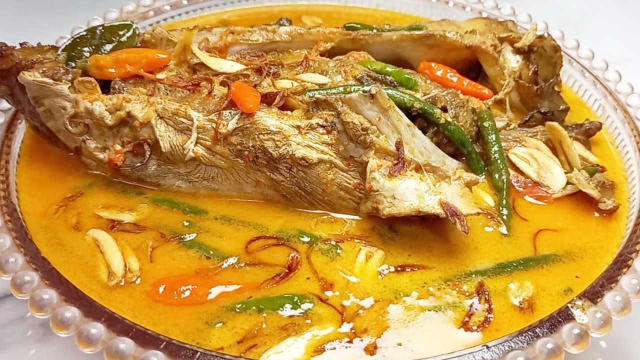 SIAP SIAP NASI SEBAKUL LUDES INI RESEP MANGUT KEPALA IKAN MANYUNG ASAP KHAS SEMARANG PALING ENAK